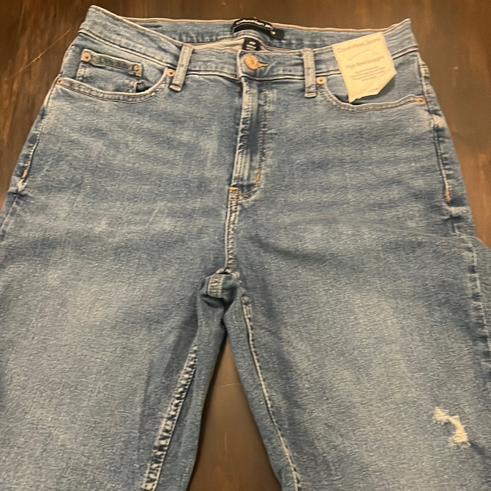 Calvin Klein High-Waisted Jeans